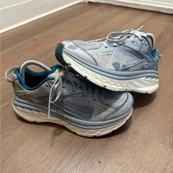 Bondi Leather Women's Gray and Teal Athletic Shoes - Picture 3 of 9